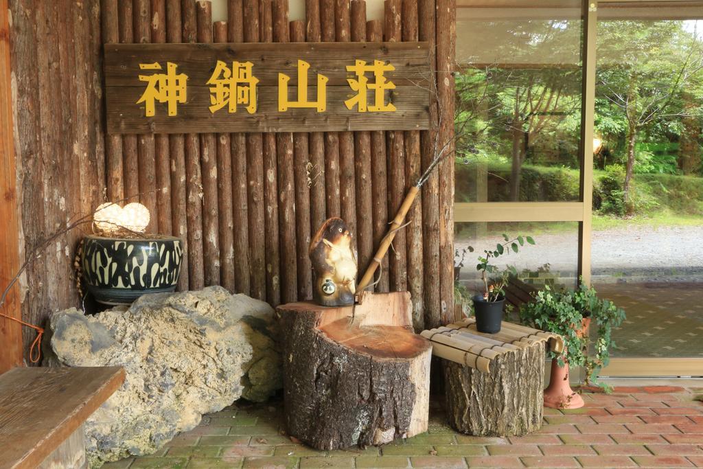 Kannabe Sanso Hotel Toyooka  Exterior photo